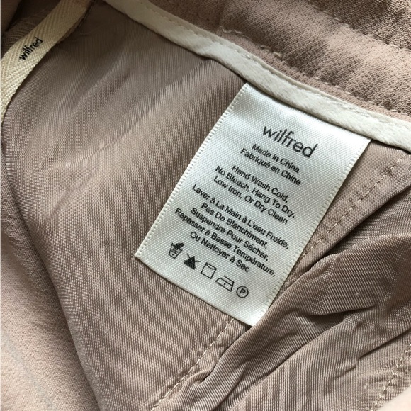 Aritzia Wilfred Beige Buffon Crepe Dressy Jogger Pants Made of Japanese Fabric - Picture 8 of 12